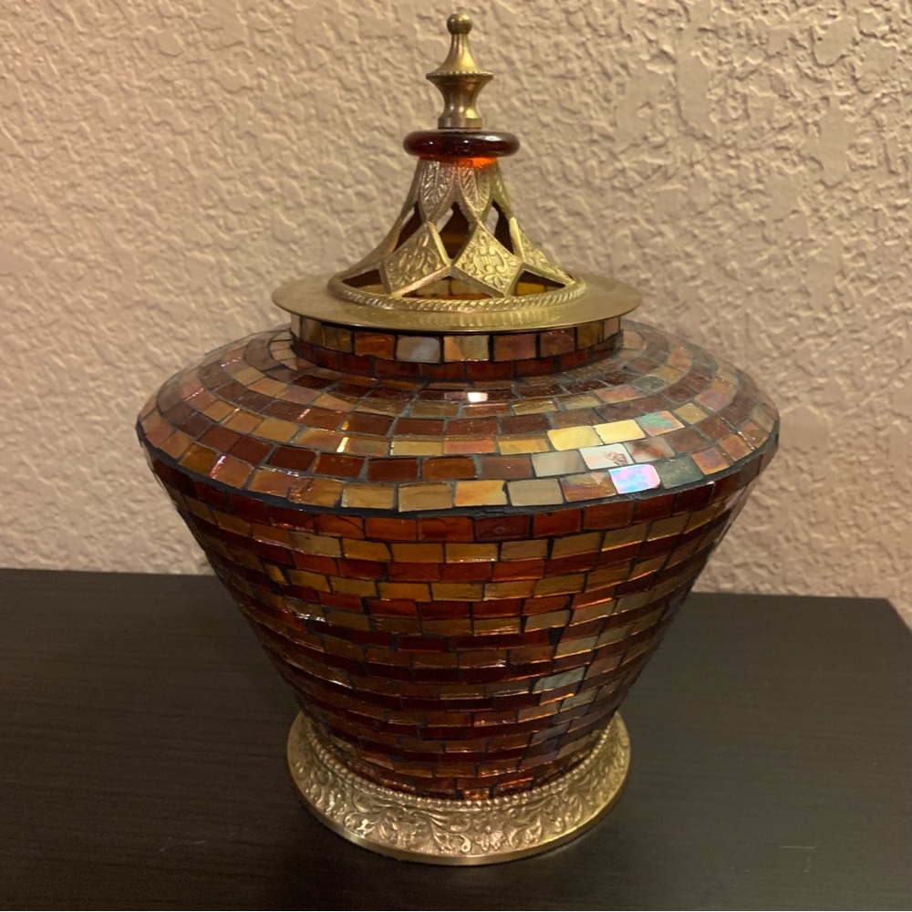 Glass tiled mosaic glass vase with metal lid